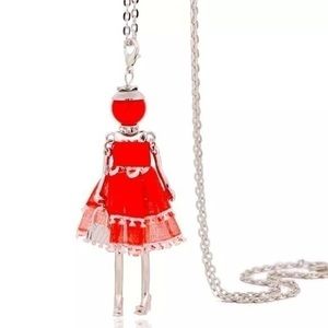 New Fashionable pendant on a long silver necklace